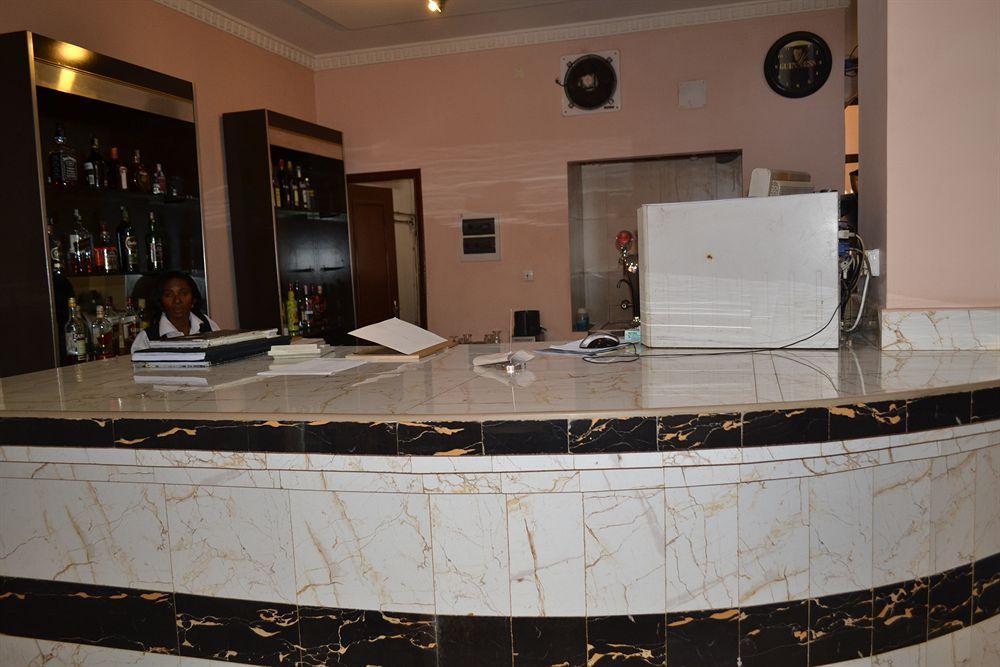 Hotel Mansel Yaoundé Exterior foto