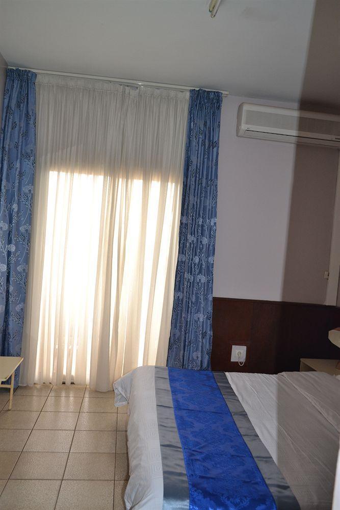 Hotel Mansel Yaoundé Exterior foto